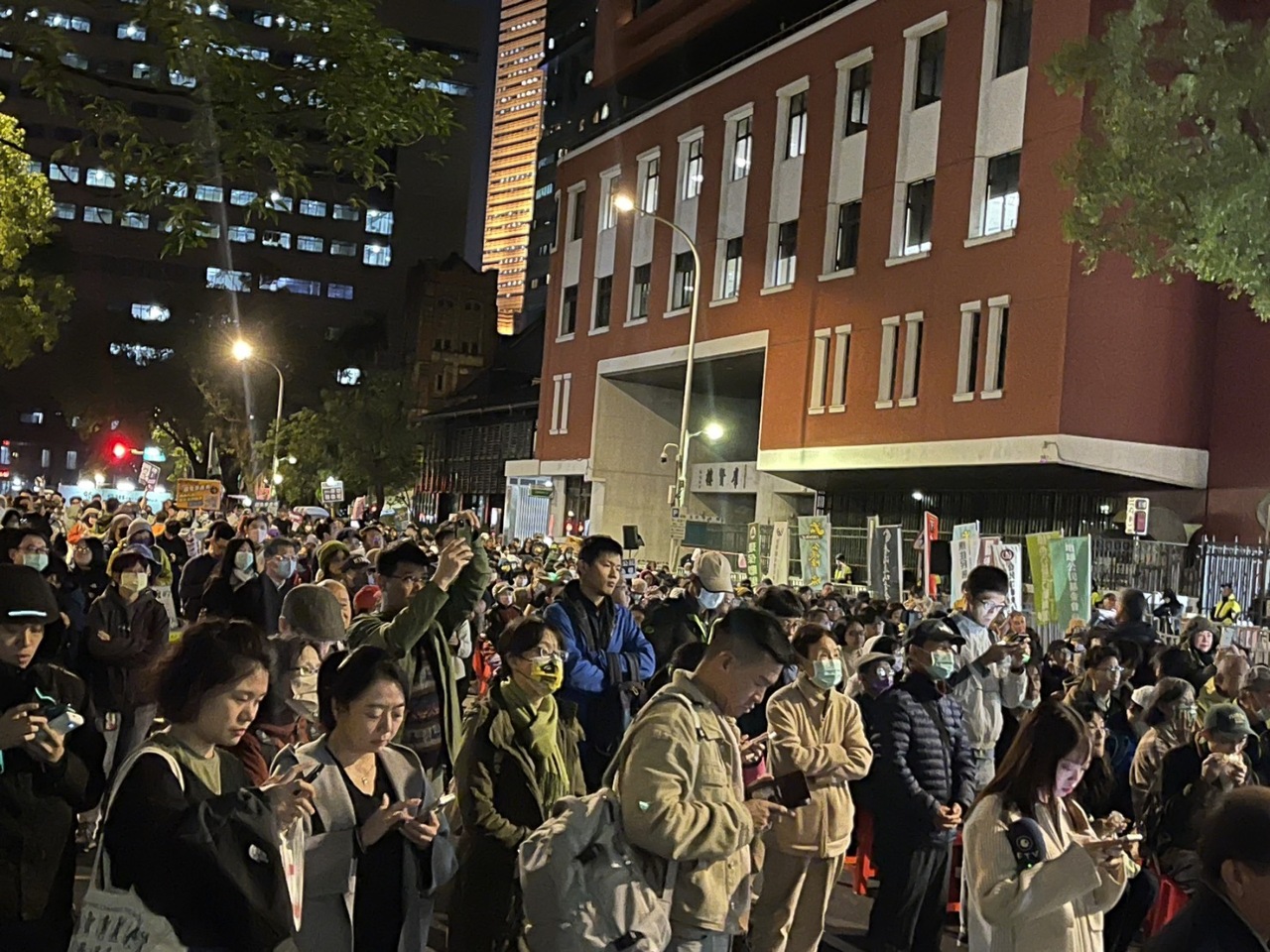 防立院強渡關山選罷法及憲訴法 民團號召青鳥重返立院