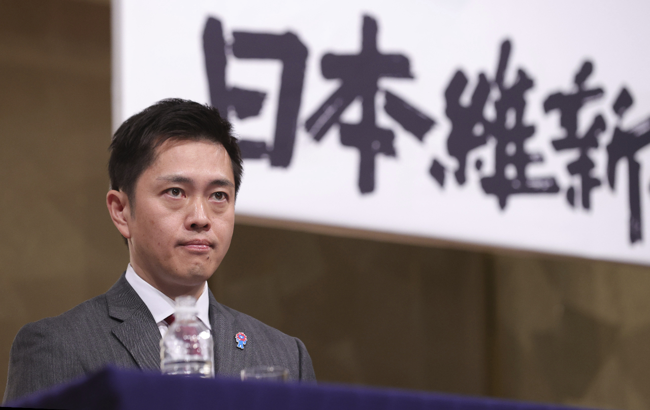 日本維新會新代表 大阪府知事吉村洋文就任