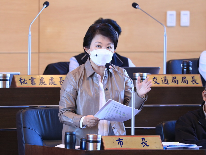 老師與學生衝突報警批不適任  盧秀燕道歉：太快下結論