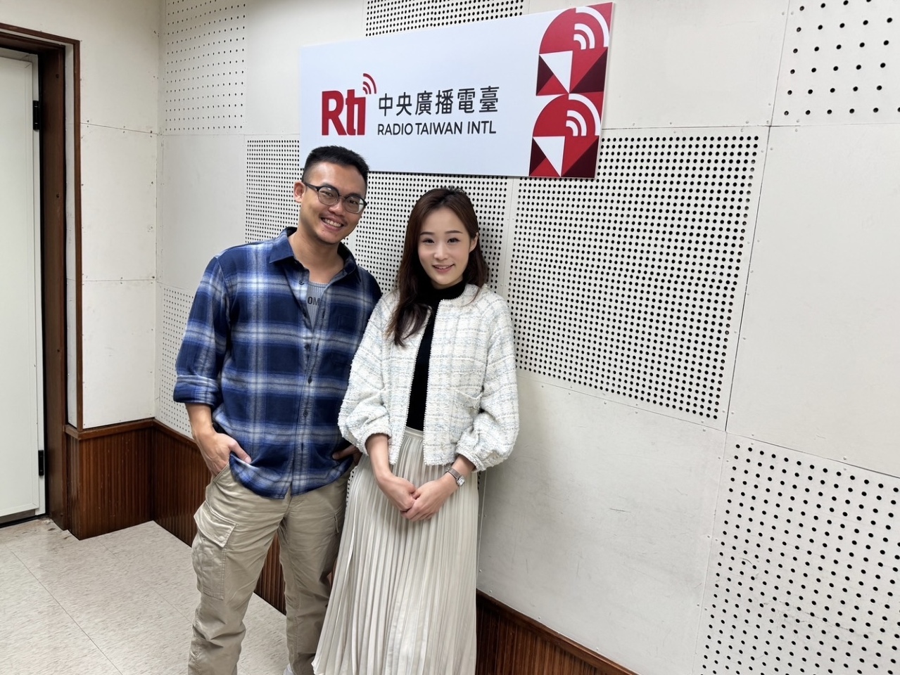 彩虹大道的沿途風景 專訪台灣同志遊行主持人卡爾