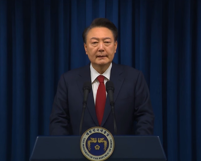 尹錫悅臨時發表全國演說 就戒嚴向民眾鞠躬道歉