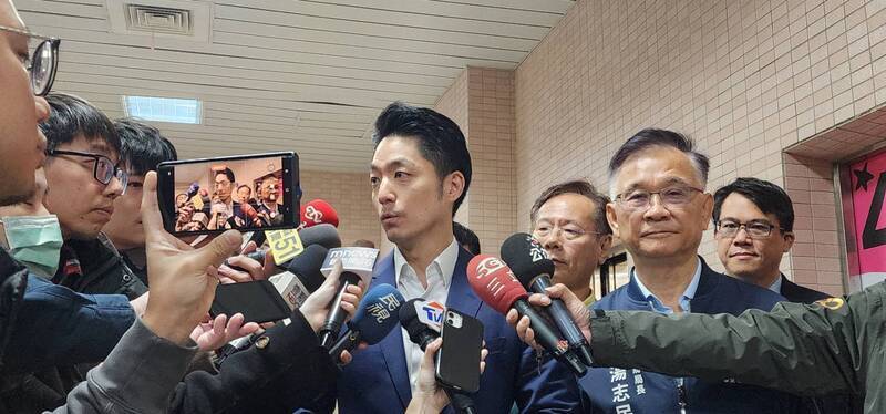 雙城論壇傳未全團核准 蔣萬安：應開大門走大路 國民黨指封殺新聞自由