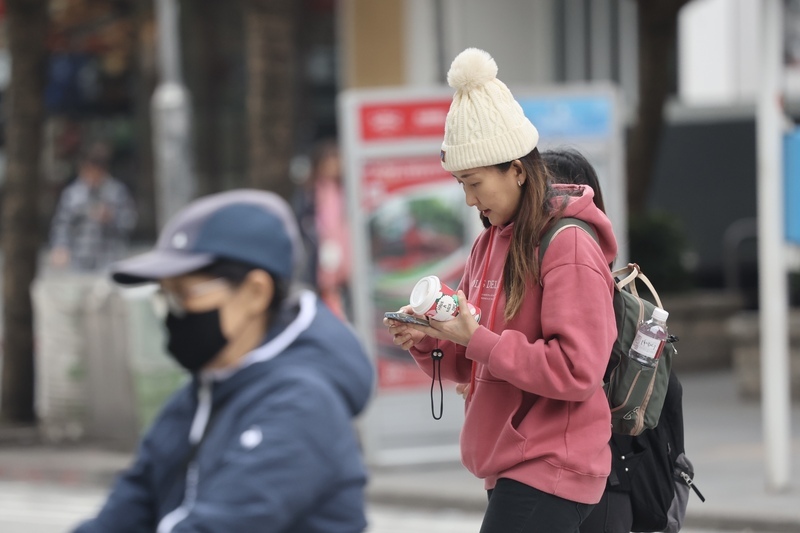 西半部防局部霧 吳德榮：氣溫漸降愈晚愈冷