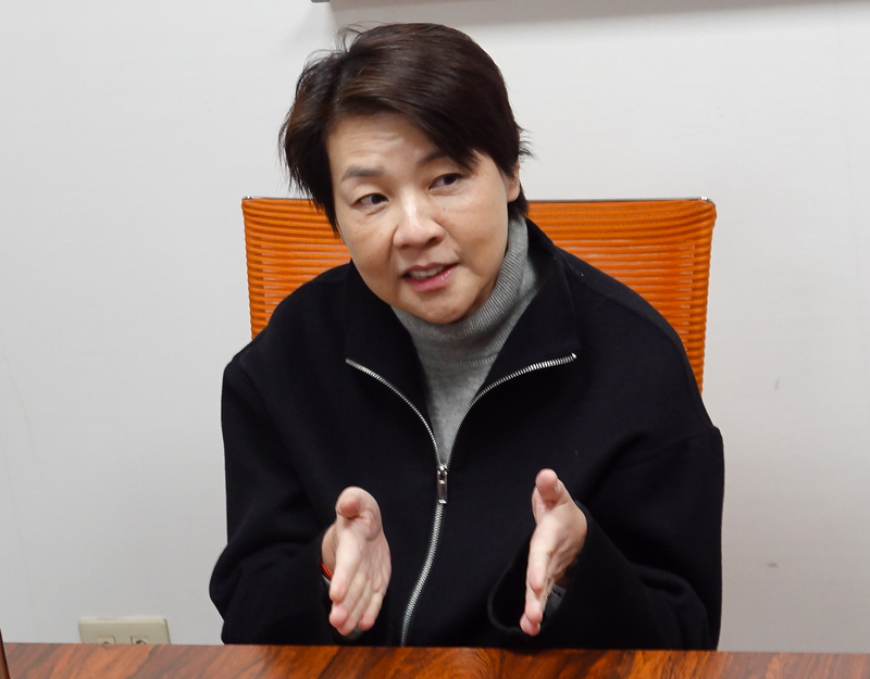 黃珊珊投錯票 罰款5萬並暫停出席黨團會議2個月