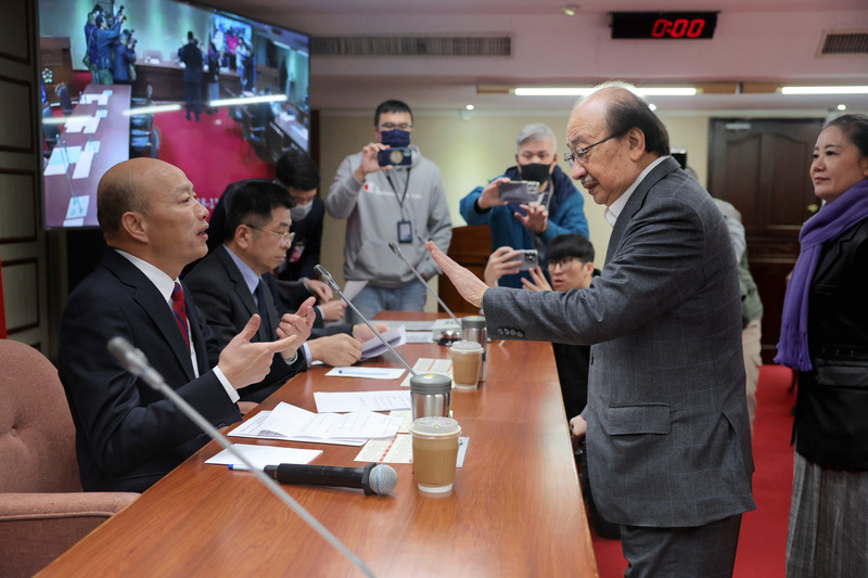 朝野協商吵翻 韓國瑜：我都搬到中壢 我真的很中立