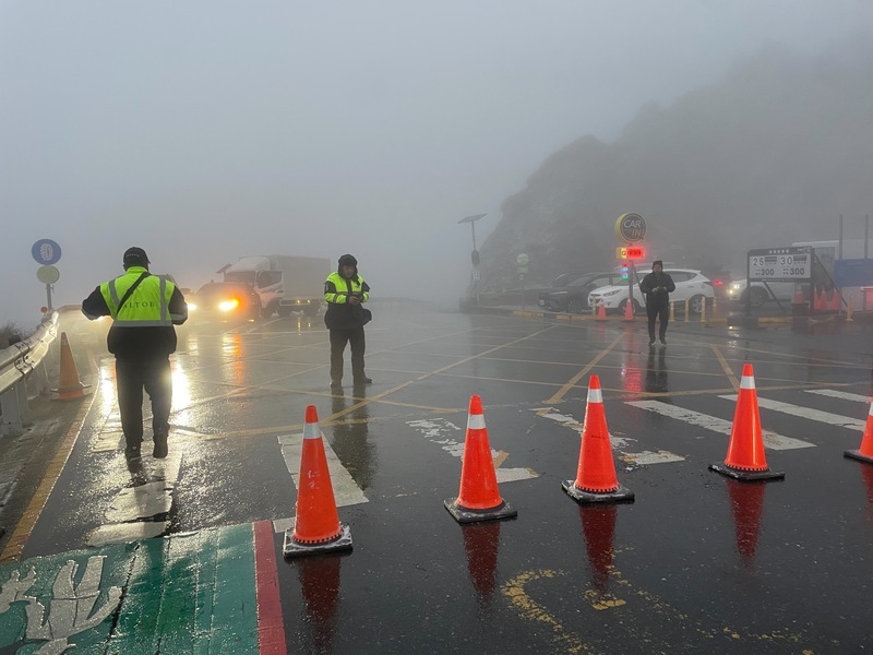 合歡山夜間可能結冰 台14甲翠峰至大禹嶺預警封閉