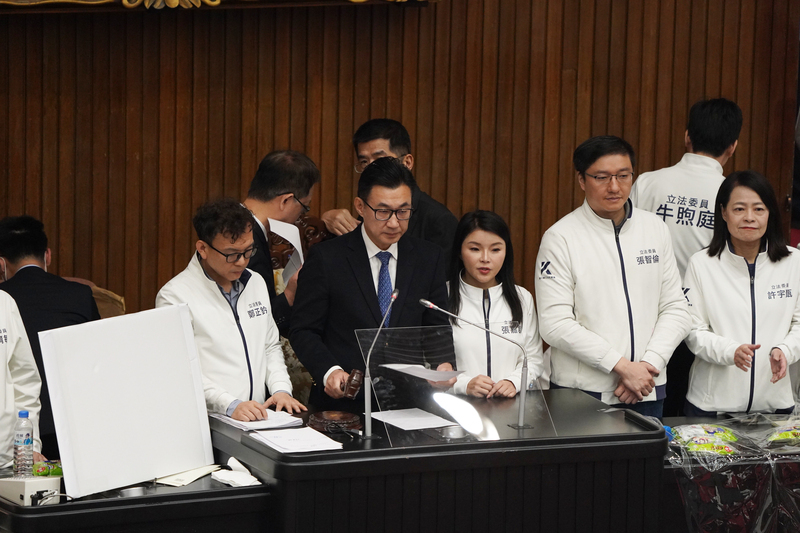 選罷法三讀 罷免連署須附身分證影本