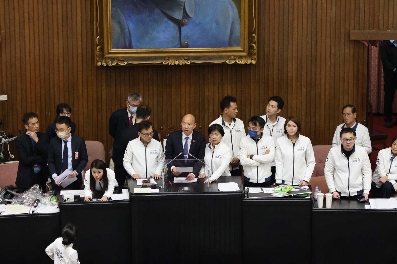 財劃法修正 民進黨團憂掏空中央財源使全民遭殃 國民黨團指九牛一毛
