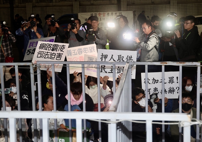 京華城案 柯文哲否認收沈慶京1500萬