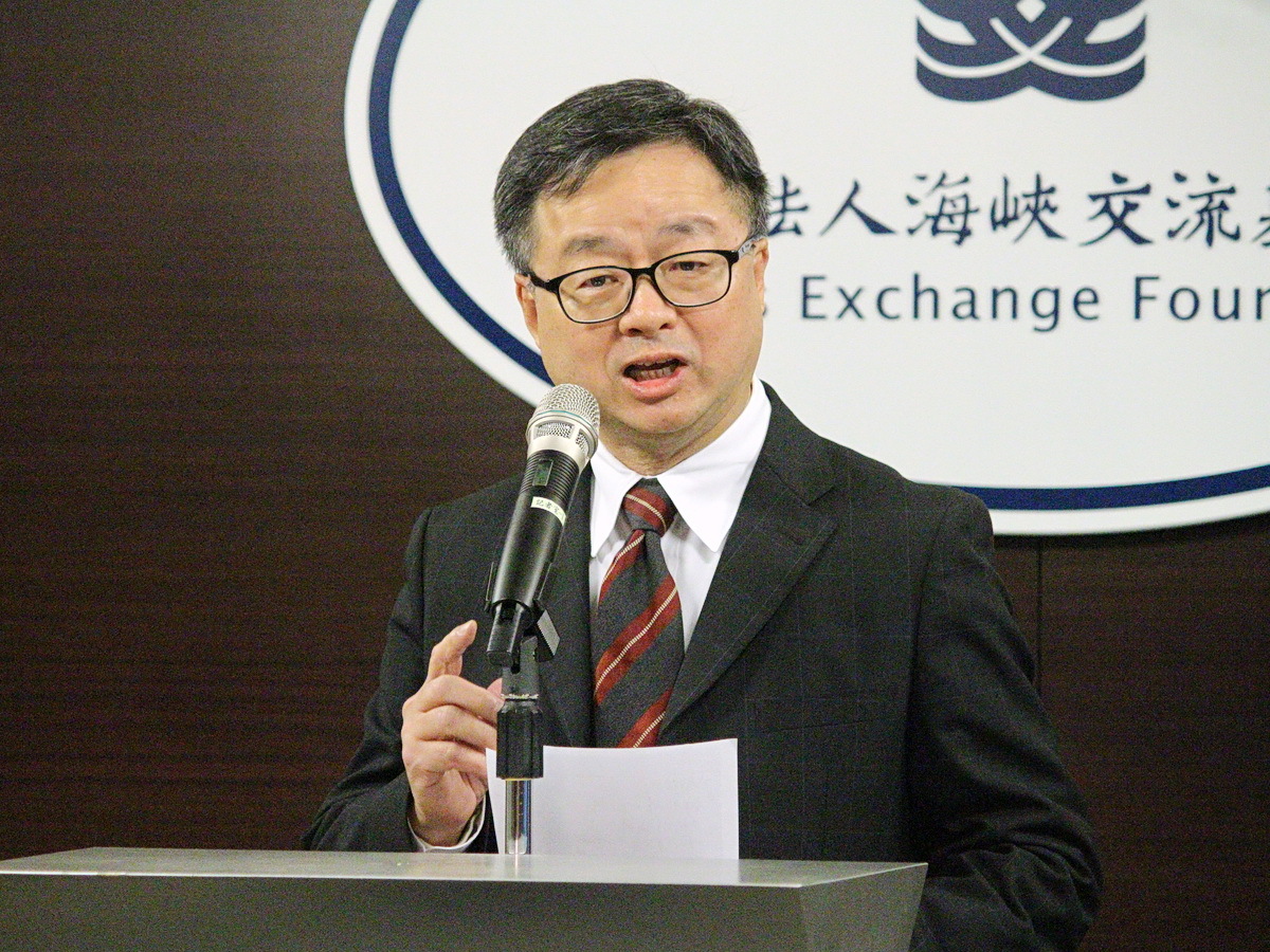台商子女學校餐會 羅文嘉：預算被刪服務不減