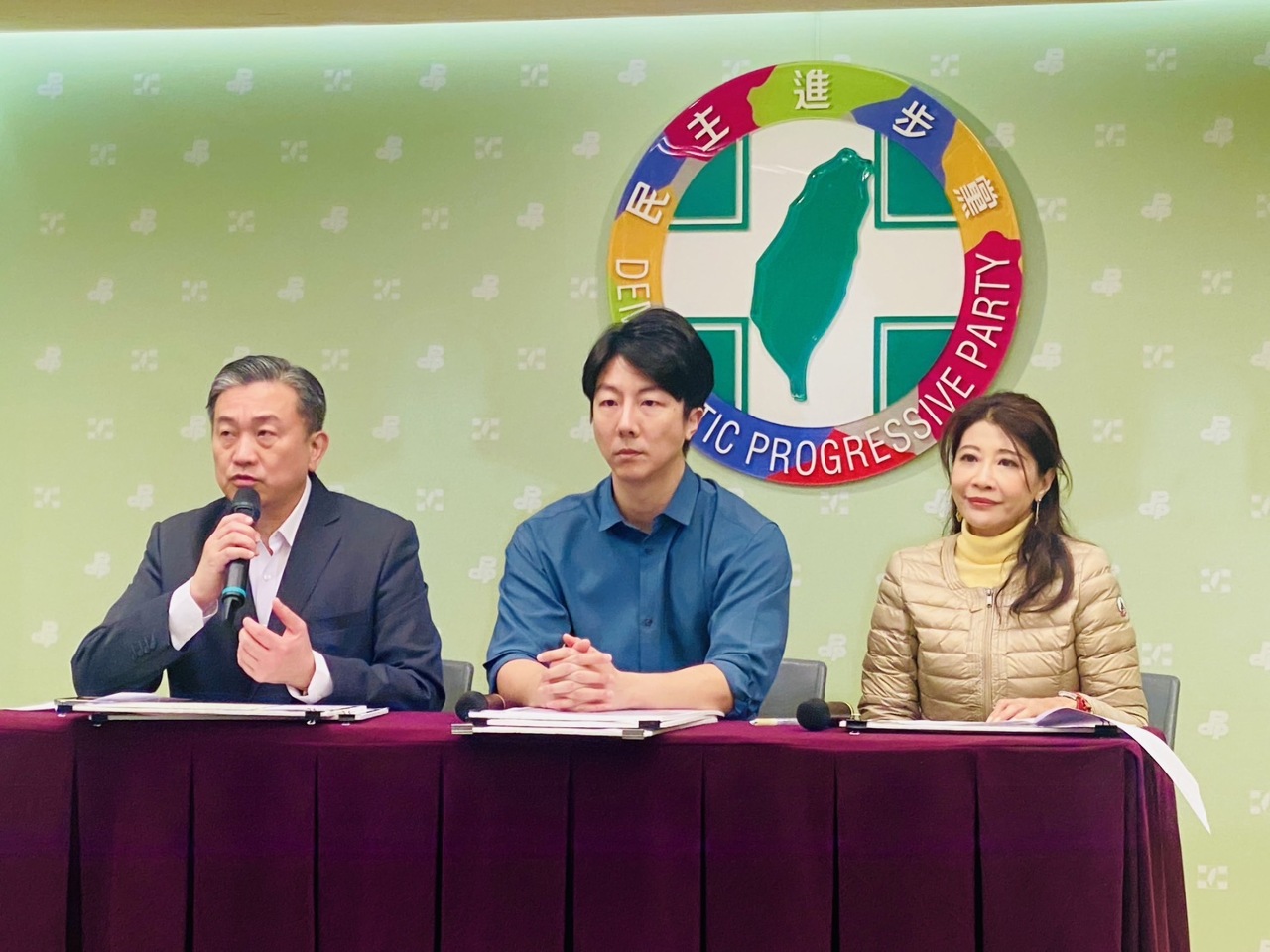 民進黨盤點在野聯手強推毀台法案 國民黨指陷入抗中保台困境