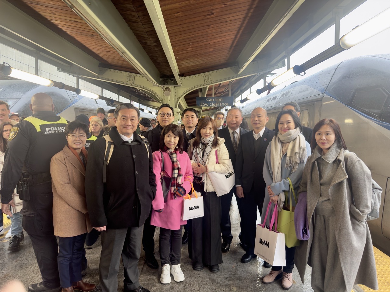 韓國瑜率跨黨派代表團抵美 將慶賀川普就職盼傳遞最誠摯祝福