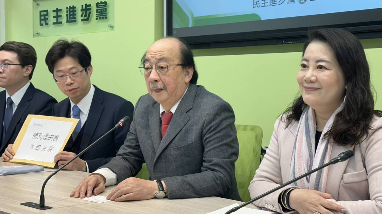 民進黨團：總預算刪多少算不出來 送不送總統府都違法違憲