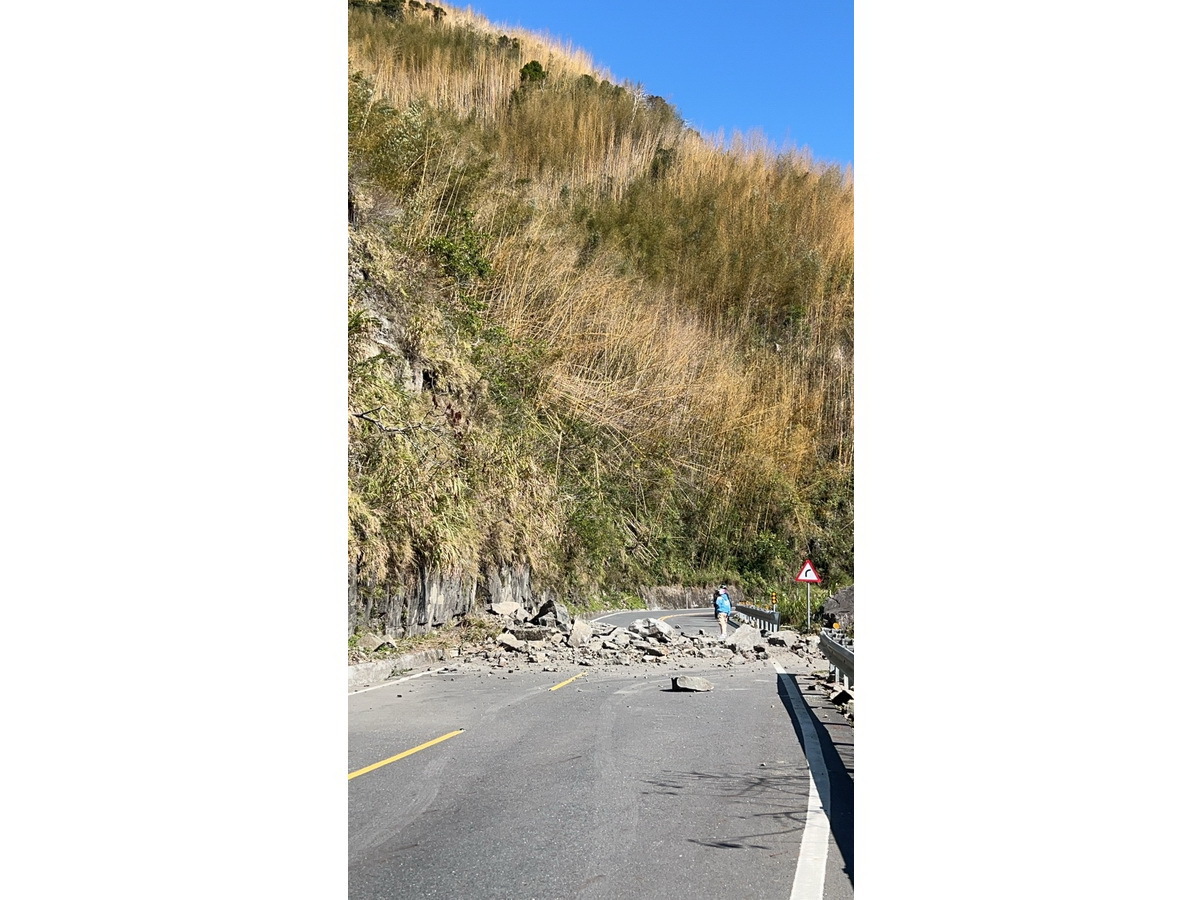 嘉義地震 台18線約69.5公里處落石