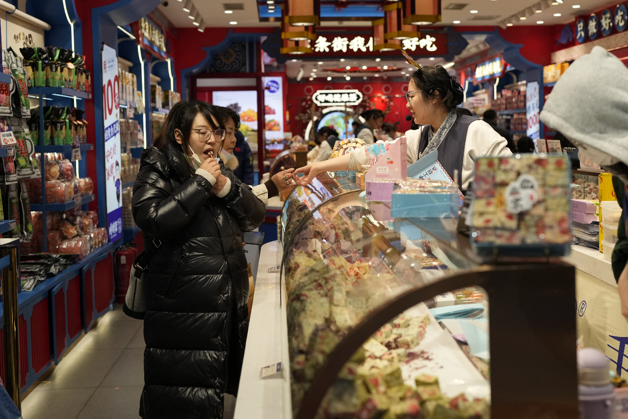 辣條起源地 湖南零食稱霸中國年貨市場