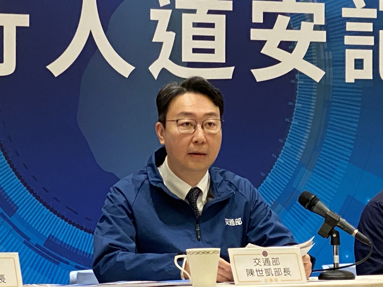邁向人本交通 陳世凱推「行人道安3支箭」
