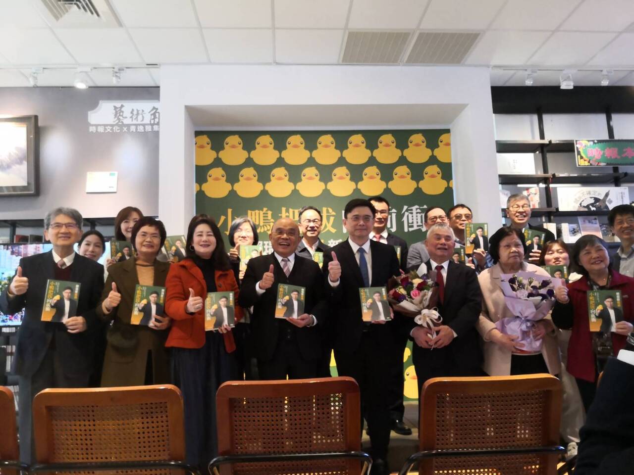 逾200名文學作家連署支持罷免 陳培瑜：相信會有更多人站出來