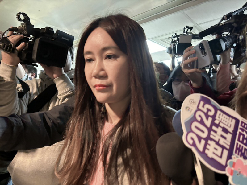 北市議員陳怡君涉人頭詐領助理費 檢調搜索約談