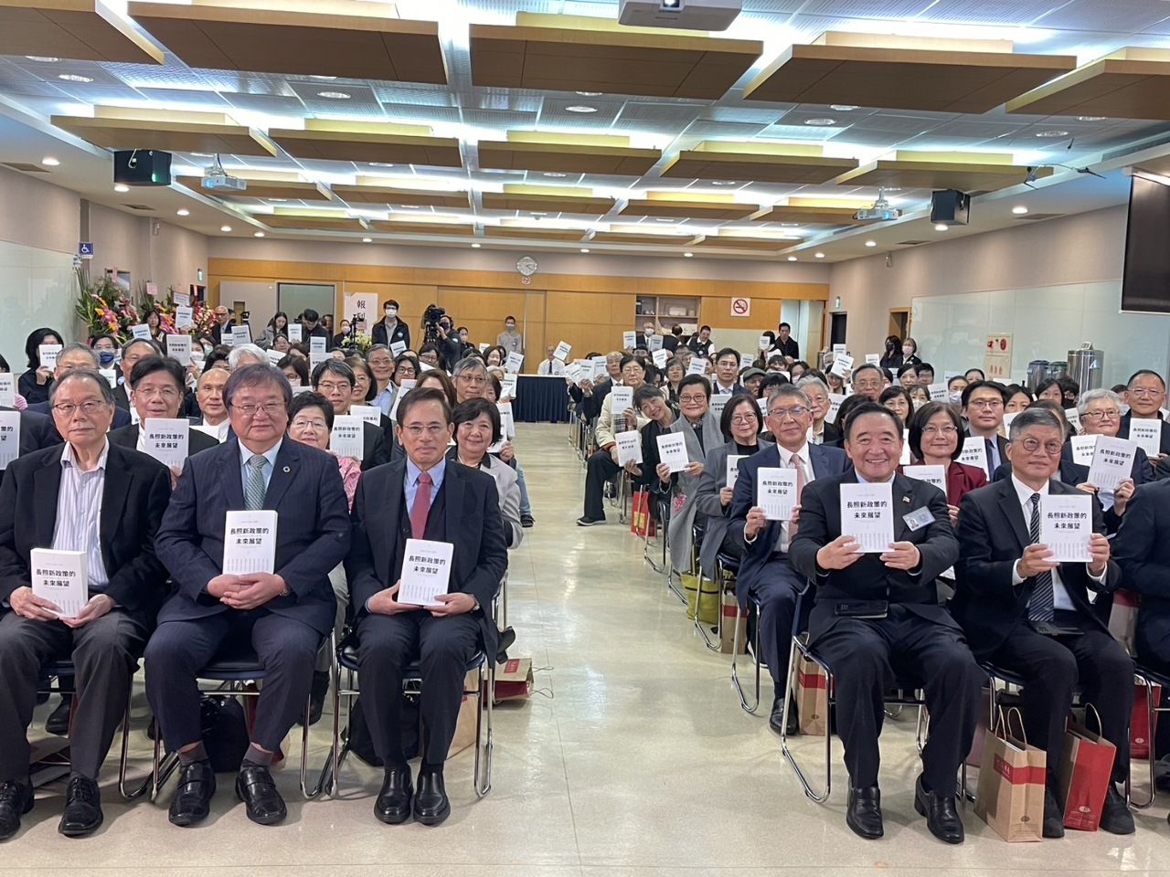 台灣將進入超高齡社會 專家籲長照3.0強化財源與人力規劃