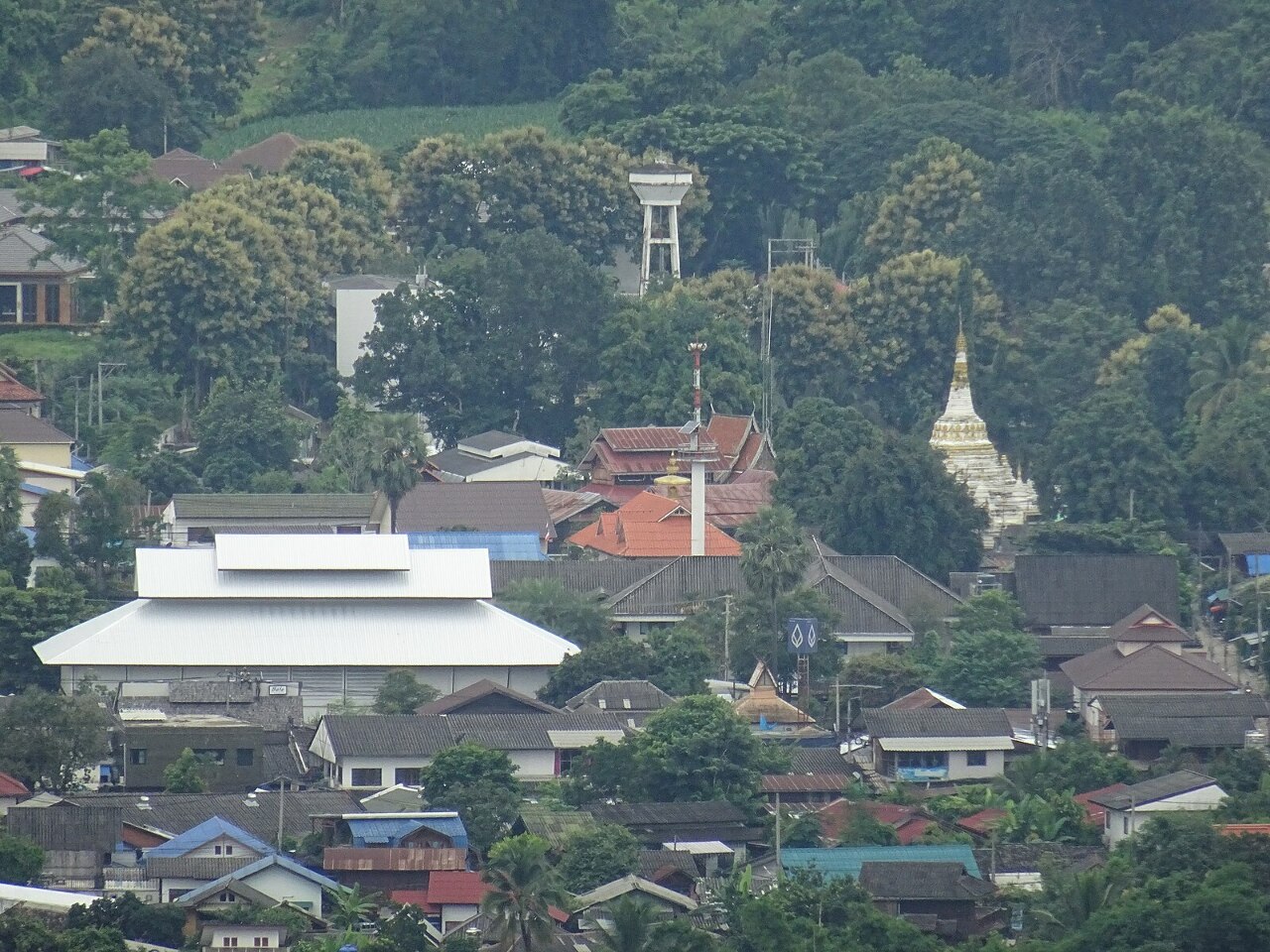 以色列遊客泰北拜縣惹爭議 大使館發布行為守則