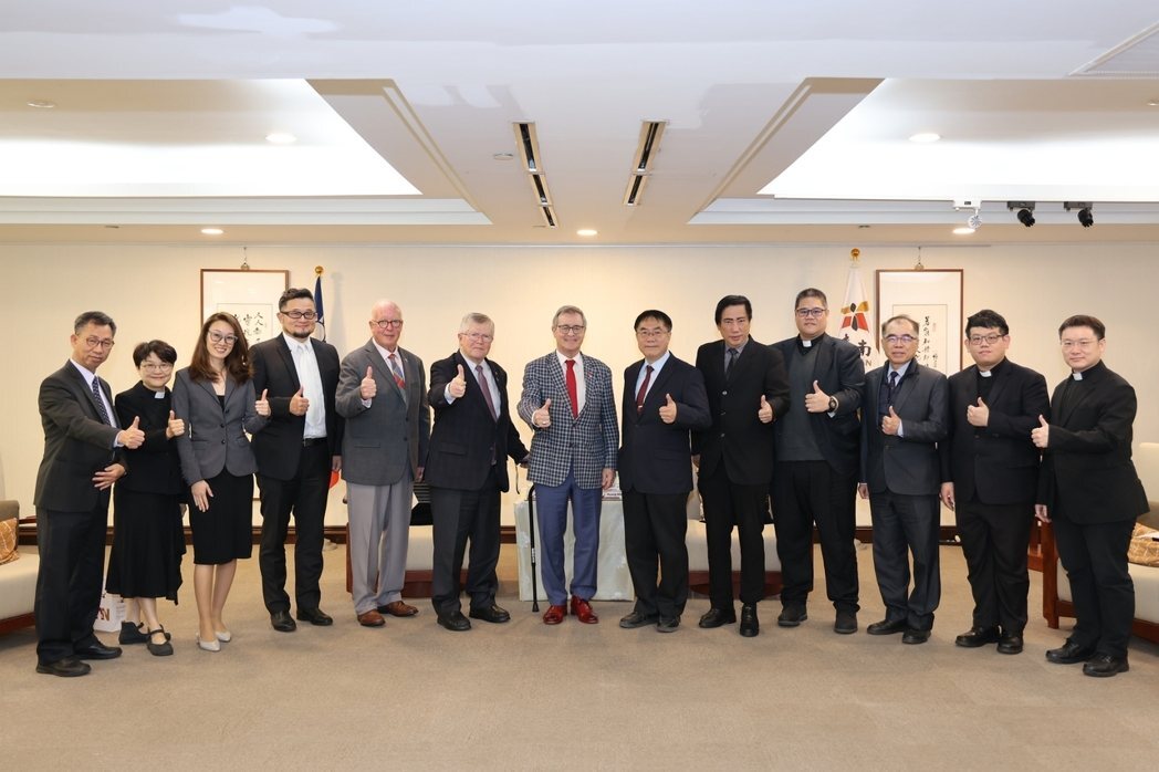 加拿大參議員訪團拜會南市府 黃偉哲盼增加民主盟友城市互動