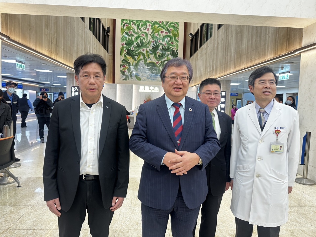 急診塞爆 26家部立醫院開設急診綠色通道