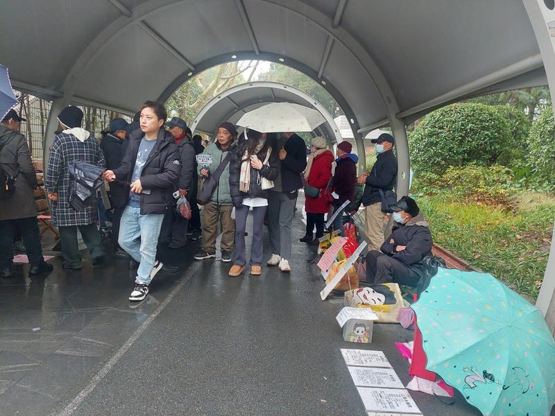 台北-上海：中國出口商因美國課關稅外移、DeepSeek引發搶工作焦慮、「相親角」為子女催婚
