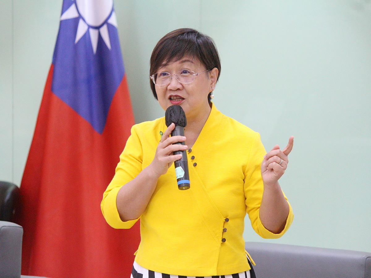 產攜專班先篩選 徐佳青：不是撿到籃子都是菜
