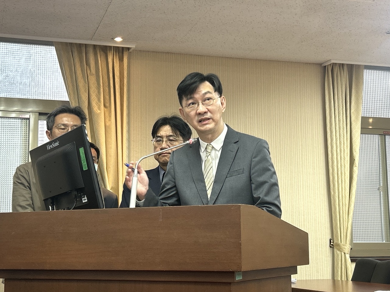 中配網紅「亞亞」在台居留遭廢止 內政部：依法辦理