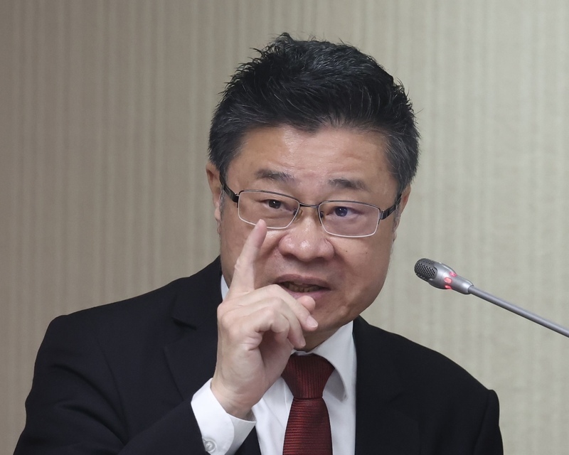 藍委強調育兒津貼一毛未刪 呂建德稱預算凍結、財劃法皆會影響