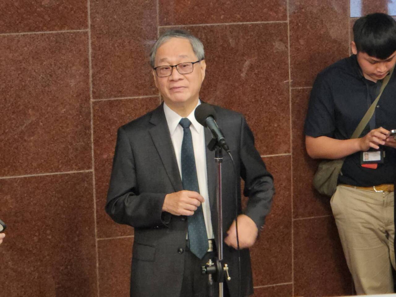 文化部預算遭凍34億元 李遠熬夜備戰盼順利解凍降低衝擊