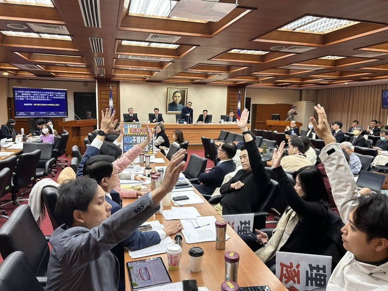 核電廠運轉期限延長至60年 立院教委會完成初審送院會協商