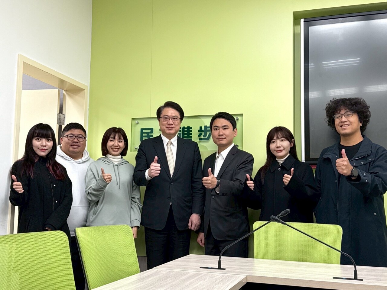 陳冠廷任民進黨青年局首任局長 將強化政黨外交與培育人才
