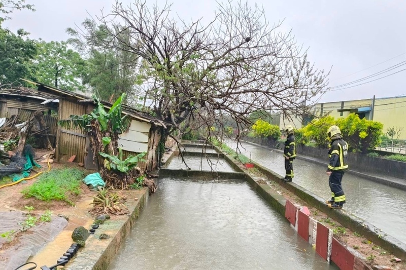 大雨釀災  桃園工人涵管內被沖走暫未尋獲