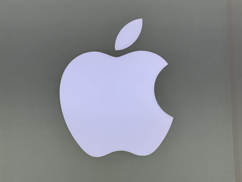 川普警告蘋果 iPhone不在美製造恐面臨至少25%關稅