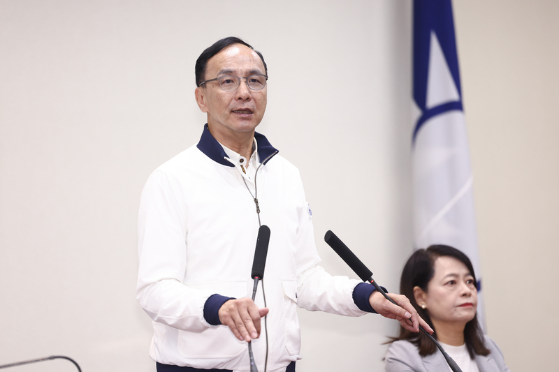 台幣飆升 朱立倫：只顧大內宣政府不知企業哀鴻遍野