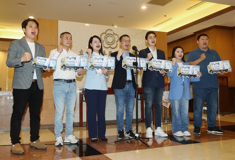 罷免戰升溫 藍營推台灣戰車隊反惡霸 綠營辦座談顧好立委