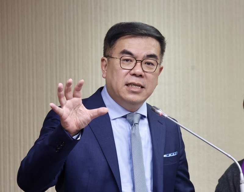 興達、大林火力發電廠遭質疑偷開 彭啓明：合法使用 嚴格監督
