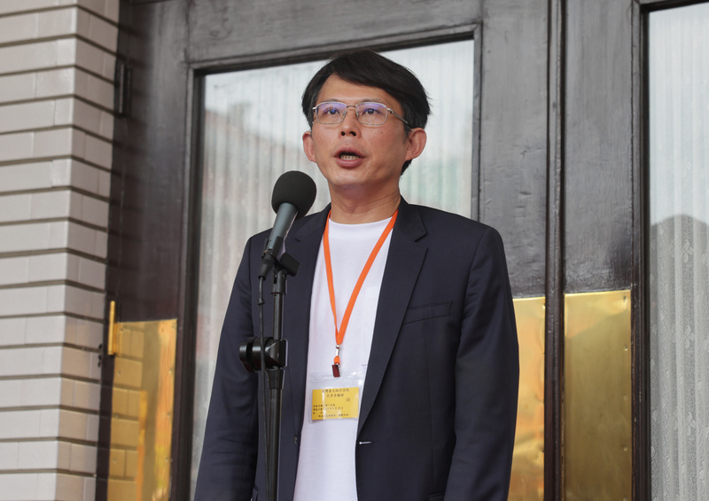 卓揆允支持總預算就優先補助 黃國昌：應向全民道歉