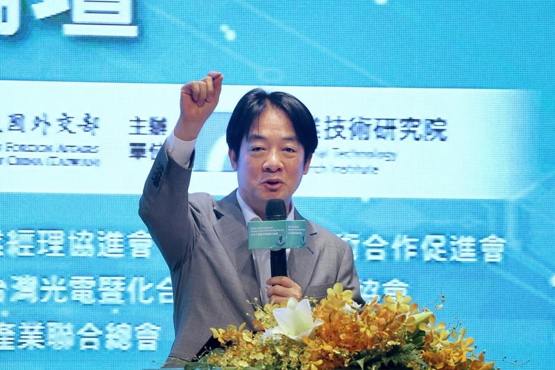 總統：中國低價傾銷衝擊全球 半導體供應鏈應團結合作