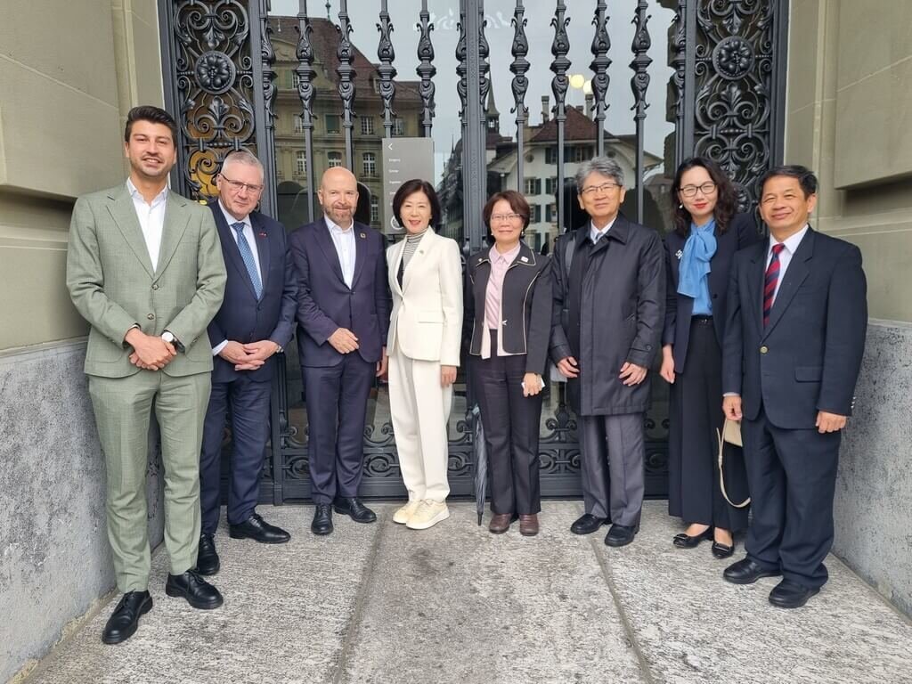 世衛開議期間 台灣立委團伯恩進行國會外交