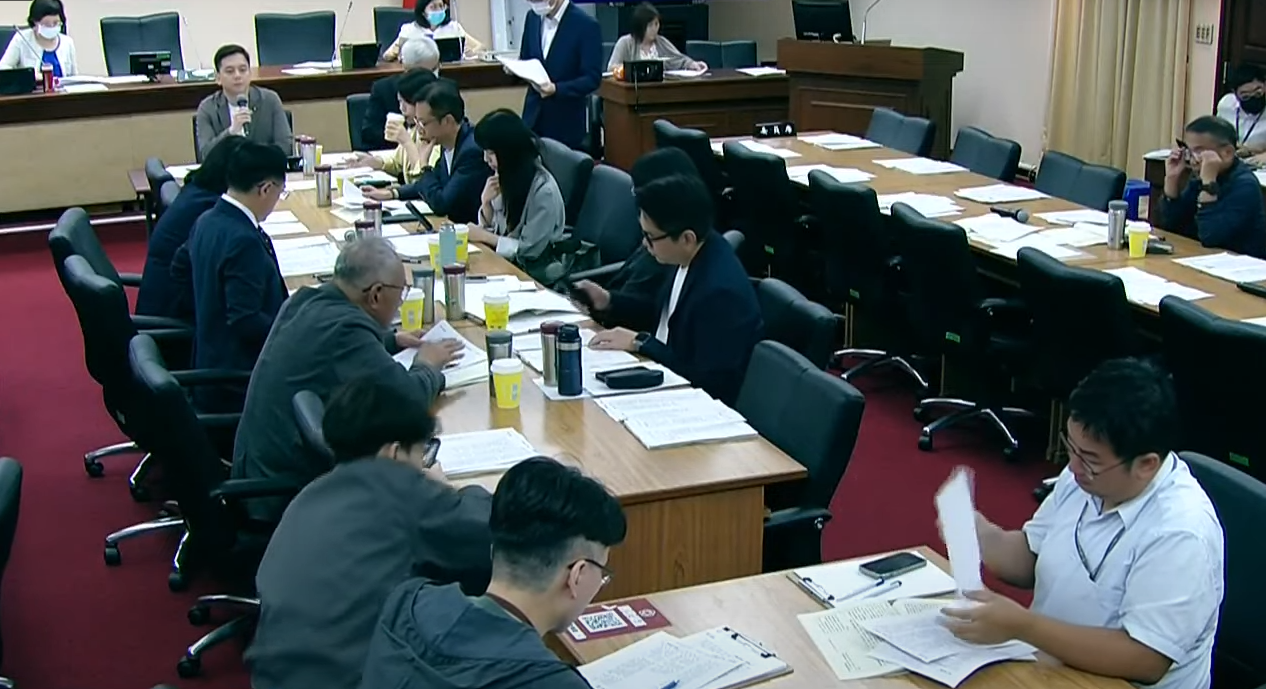 地制法修法初審 民選地方首長停職期間停發薪水